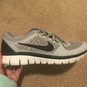 Youth Nike Boys shoes!